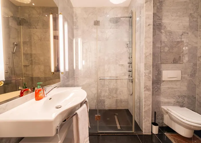 Opera Living Residences - Center Apartman Bécs