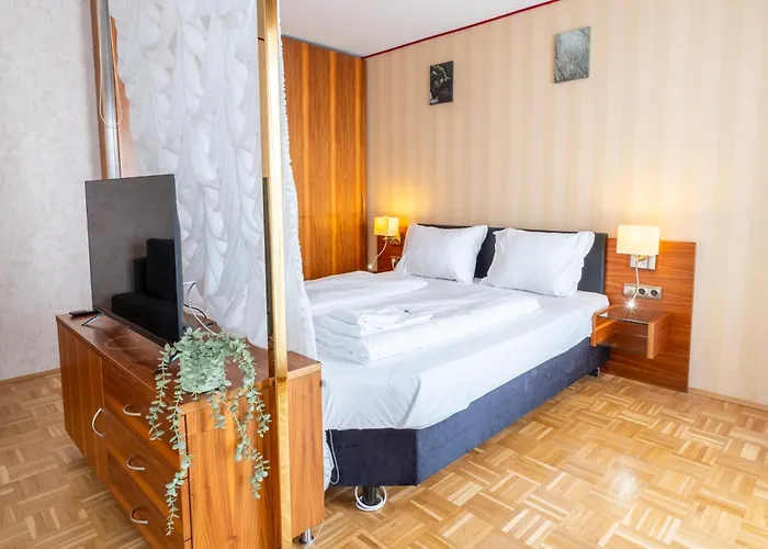 Opera Living Residences - Center Apartman *