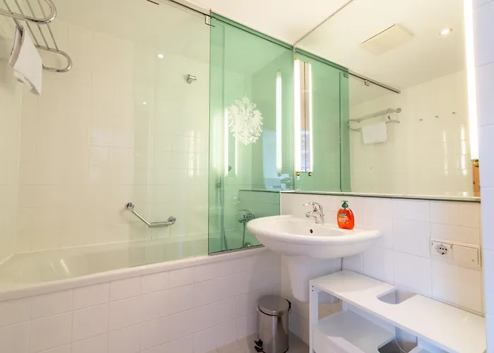 Opera Living Residences - Center Apartman *