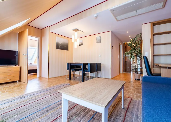 Opera Living Residences - Center Apartman