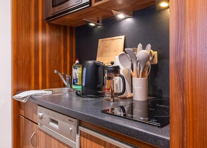 Opera Living Residences - Center *