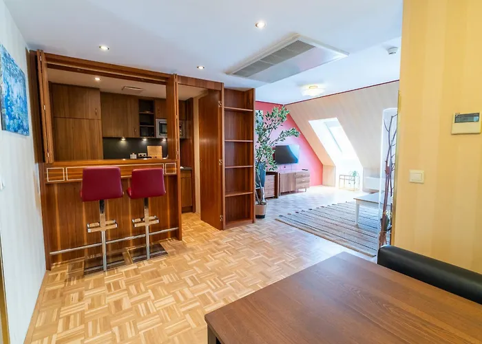 Opera Living Residences - Center Apartman *