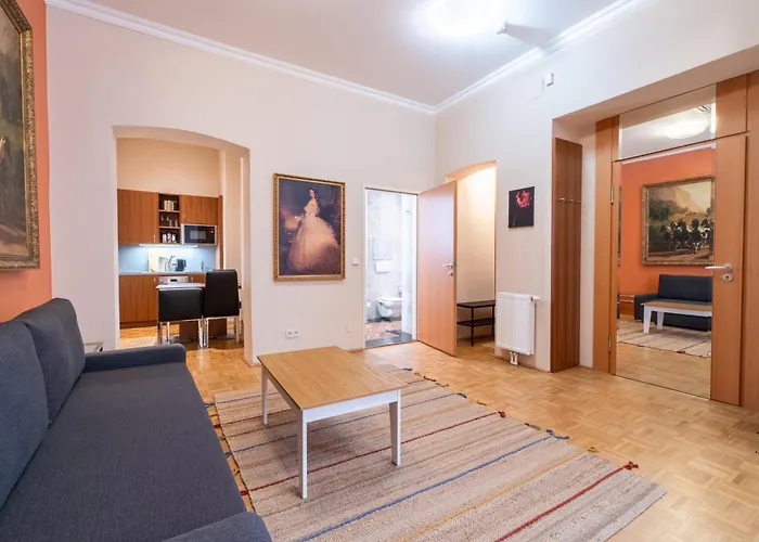 Opera Living Residences - Center